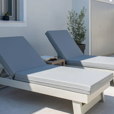 New Sea Serenity Next To The Sea With Private Jacuzzi Vlychada