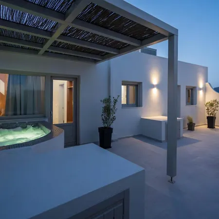 Villa New Sea Serenity Next To The Sea With Private Jacuzzi